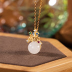 Beautiful Gold Necklace with Unique Style