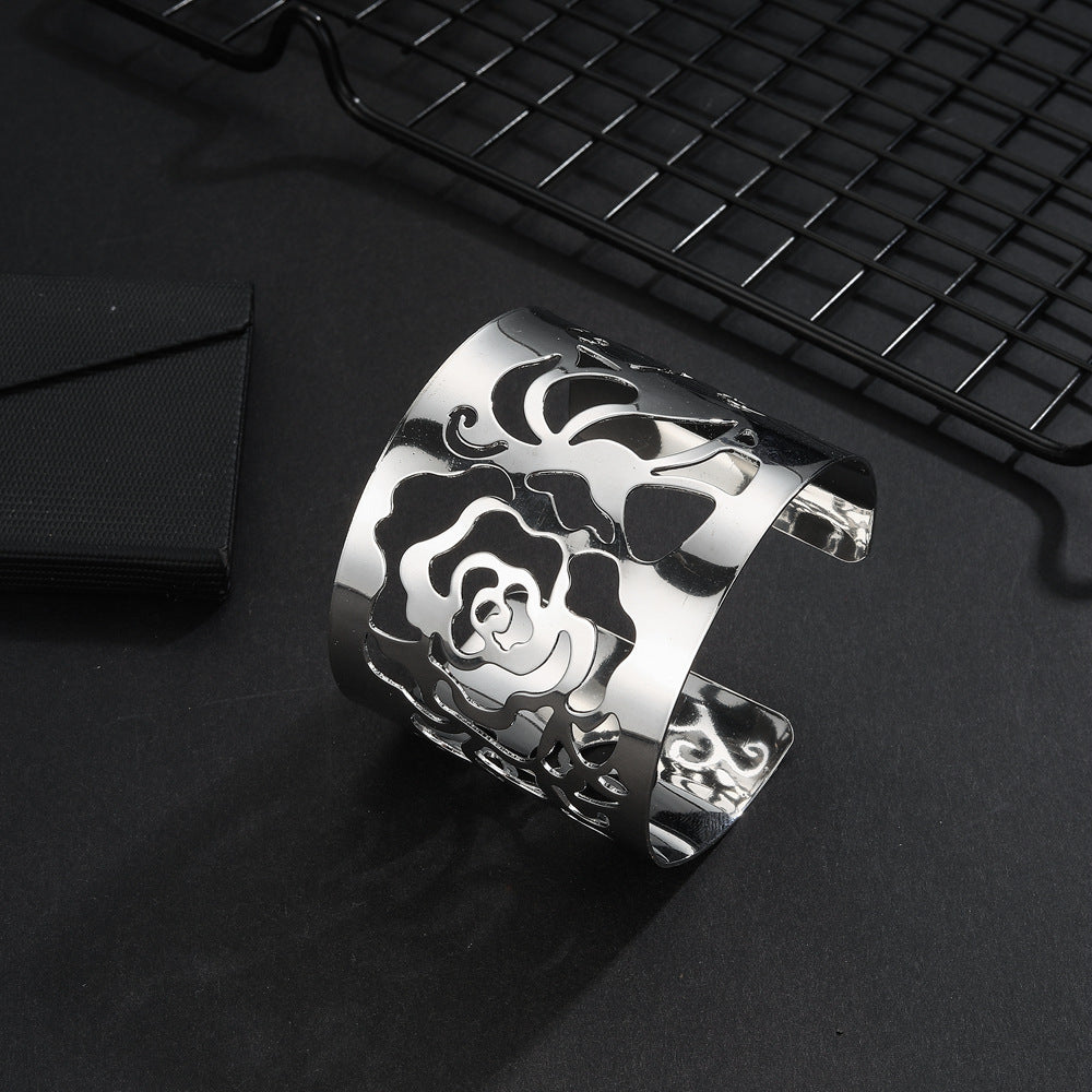 Beautiful Bracelet with Unique Style