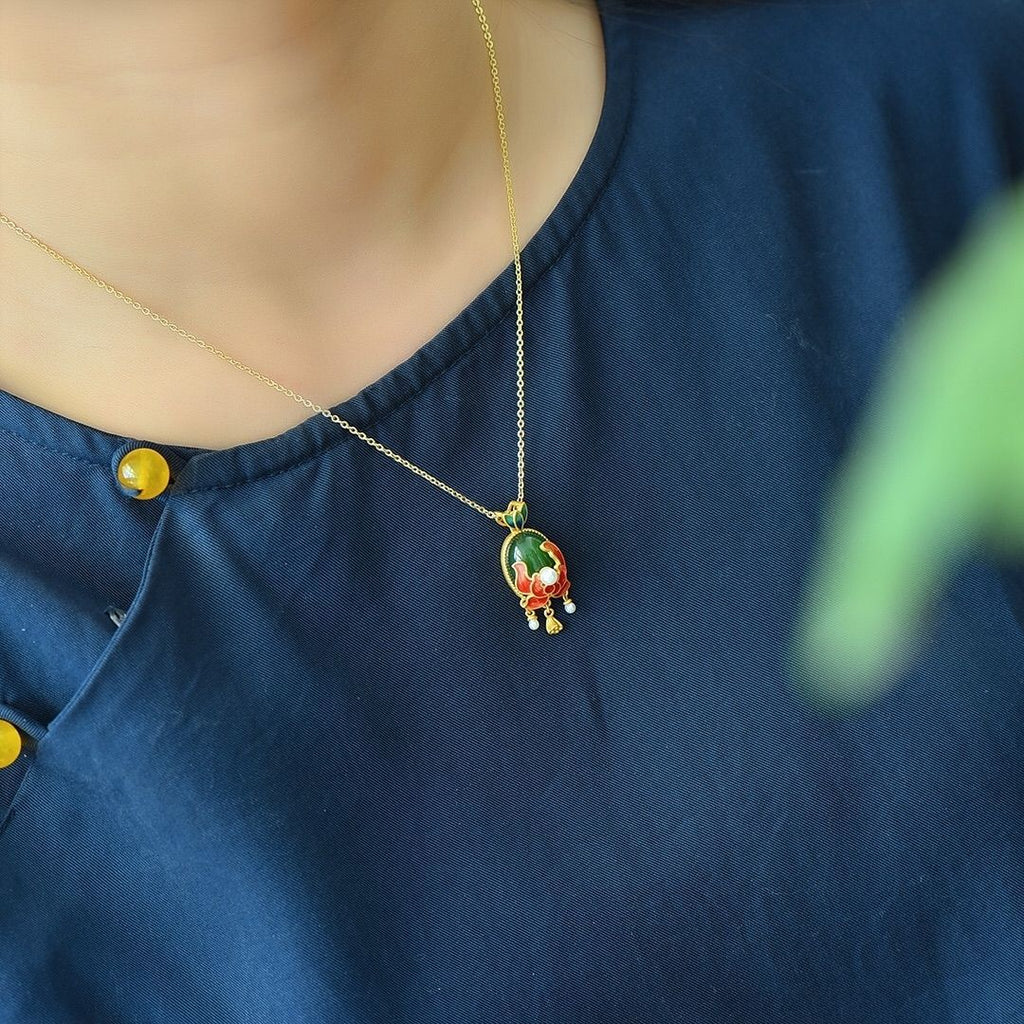 Beautiful Necklace with Unique Style