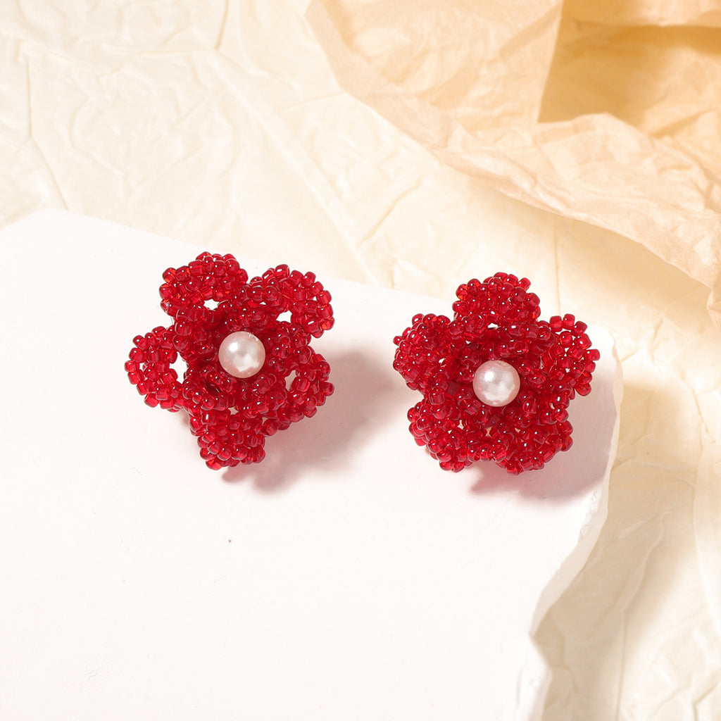 Beautiful Pearl Earring with Unique Style