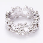 Classic Silver Ring with Timeless Appeal