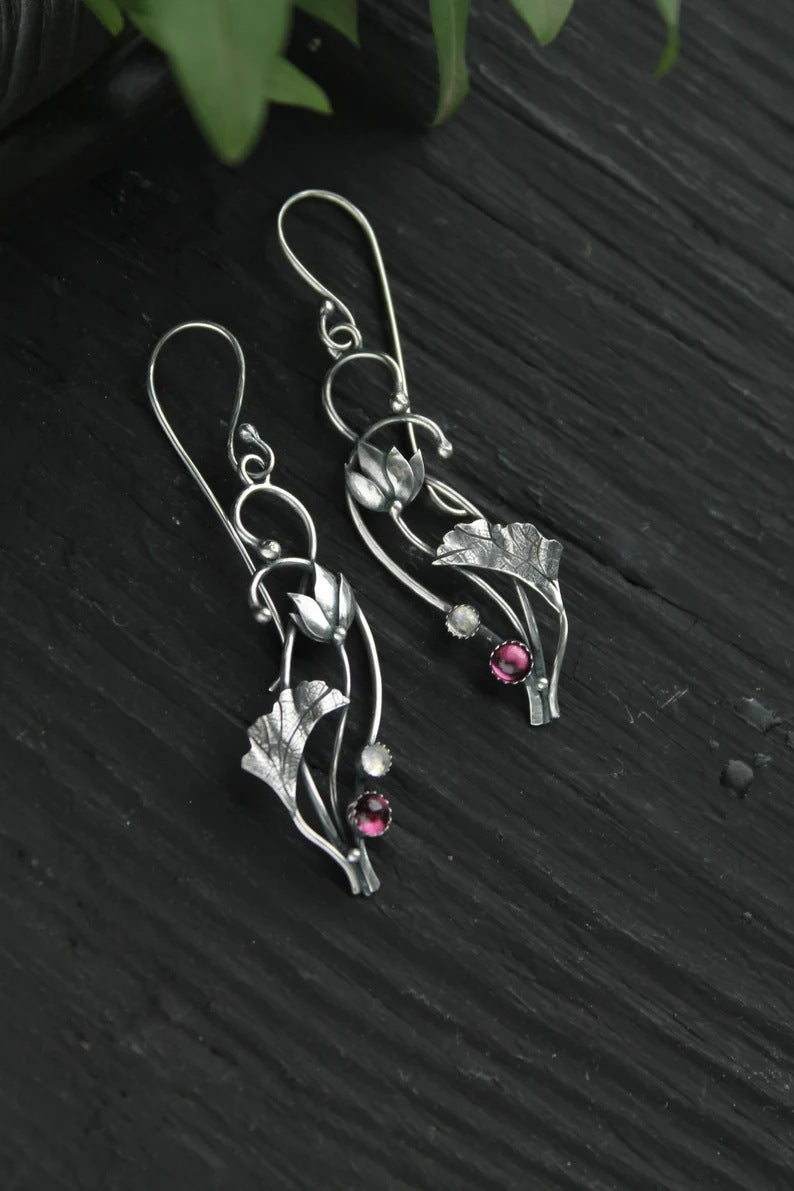 Charming Earring for Any Occasion