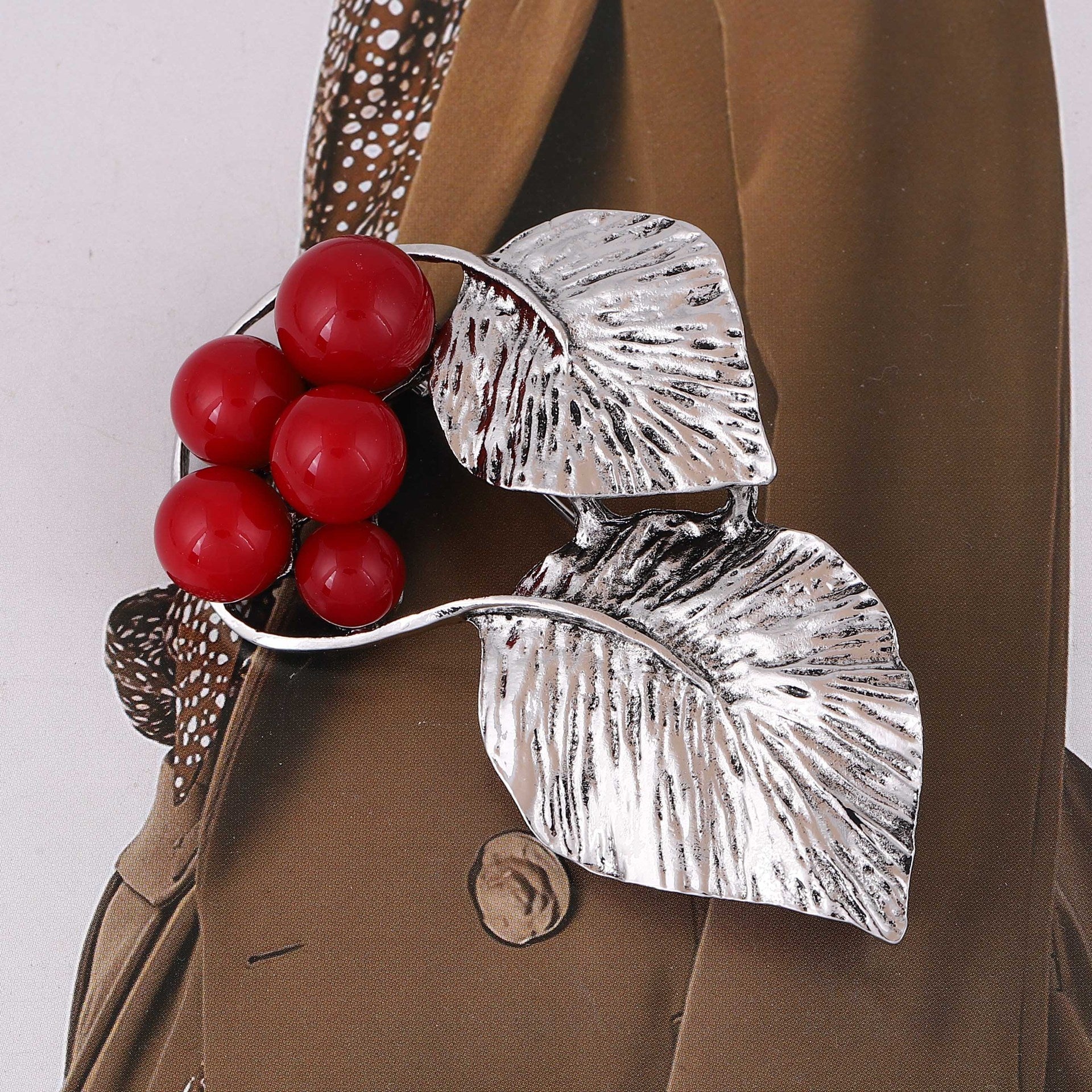 Beautiful Pearl Piece with Unique Style