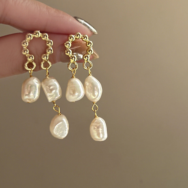 Charming Pearl Earring for Any Occasion