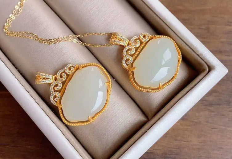 Vintage Handmade Silver Pendant