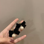 Beautiful Pearl Earring with Unique Style