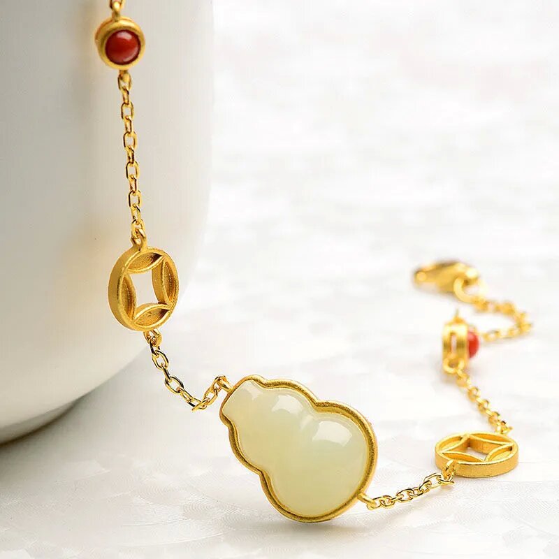 Beautiful Gold Bracelet with Unique Style