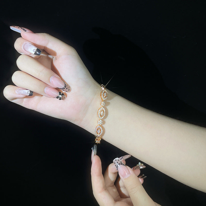 Charming Bracelet for Any Occasion