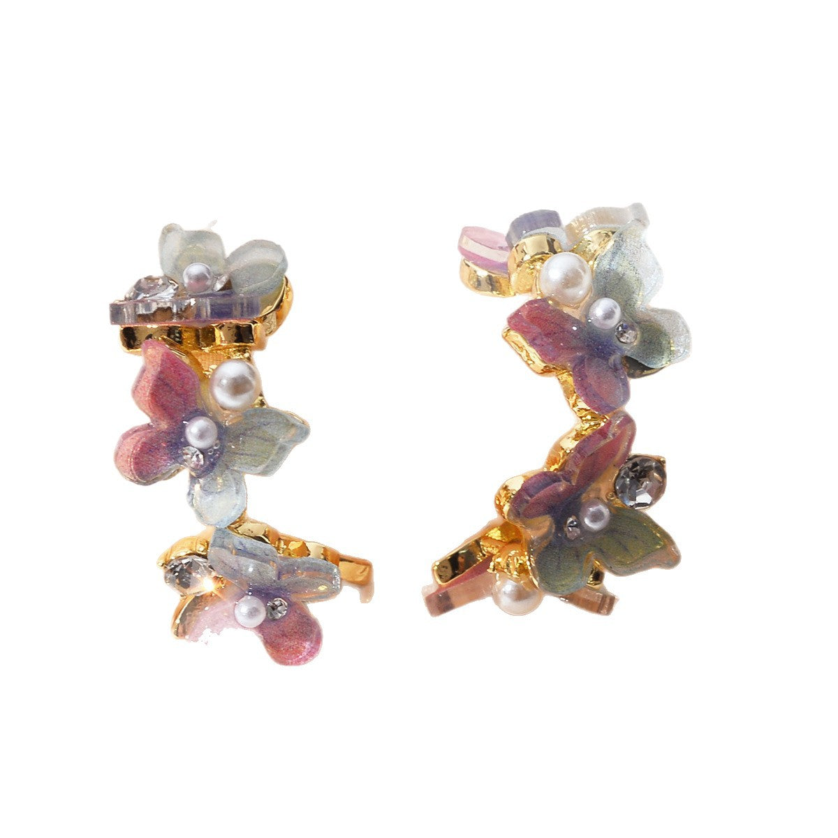 Beautiful Pearl Earring with Unique Style