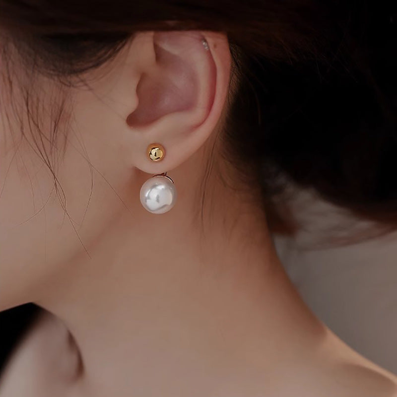 Beautiful Pearl Earring with Unique Style