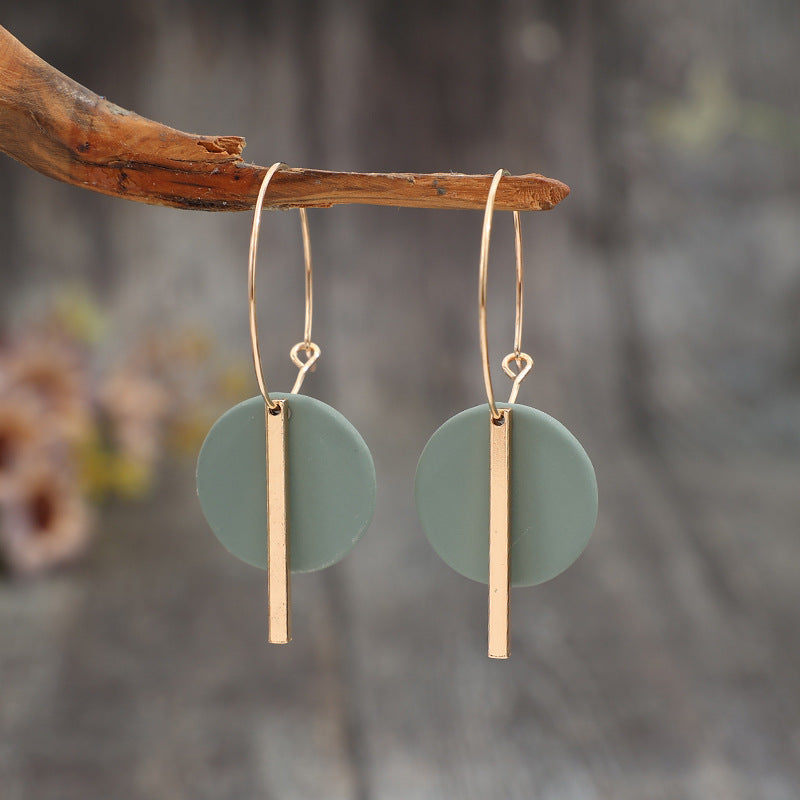 Charming Earring for Any Occasion