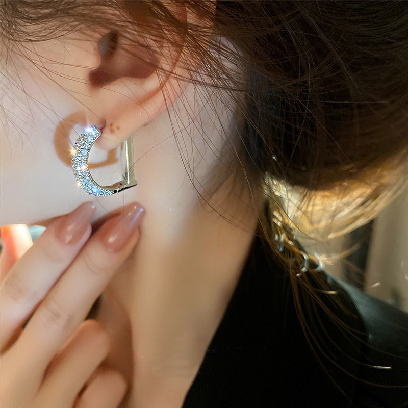 Beautiful Earring with Unique Style