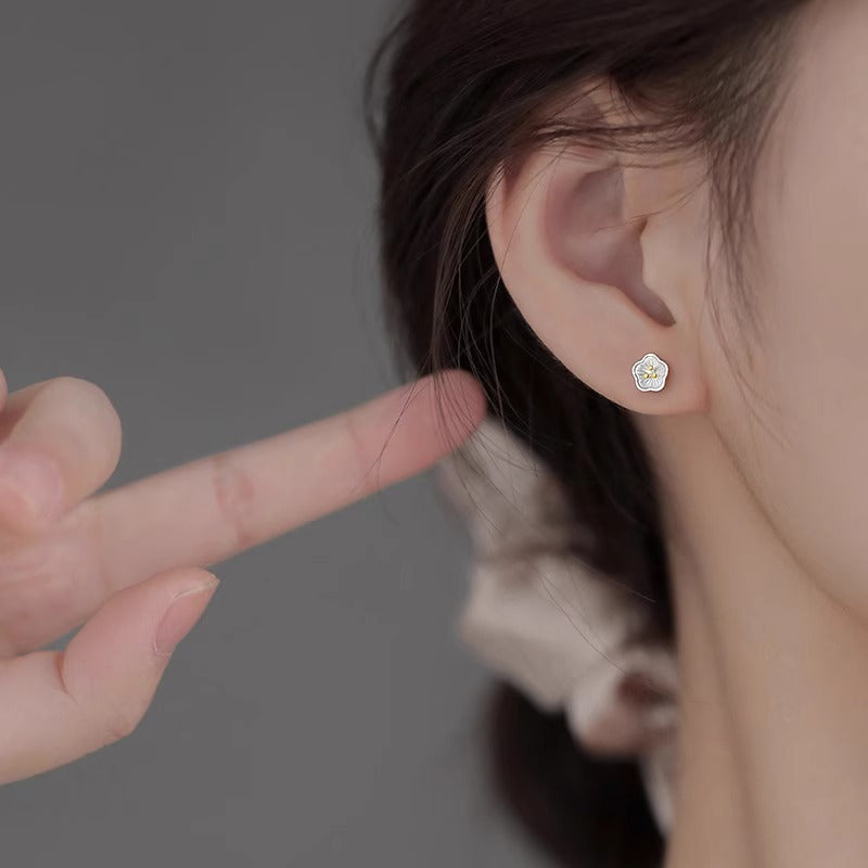 Vintage Handmade Earring