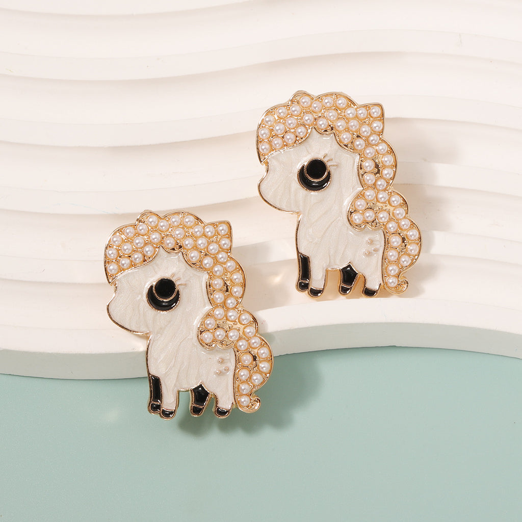 Stunning Pearl Earring for Daily Wear