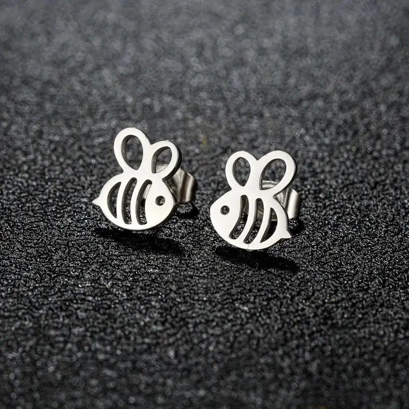 Charming Earring for Any Occasion
