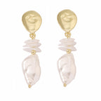 Beautiful Pearl Earring with Unique Style