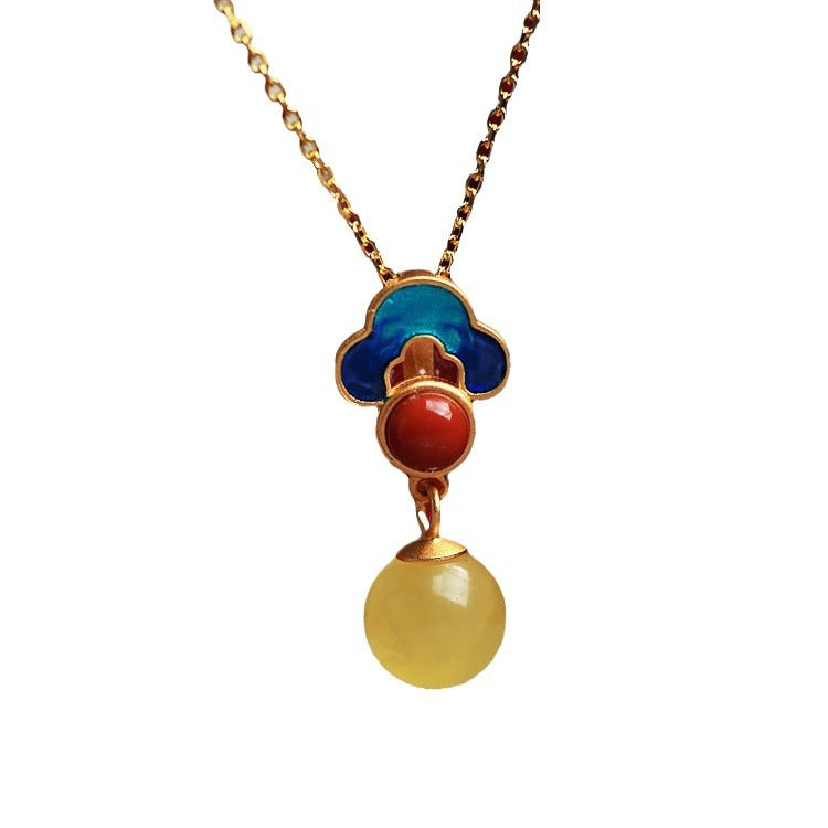 Beautiful Gold Necklace with Unique Style