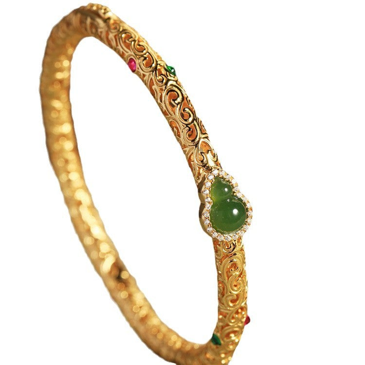 Beautiful Gold Bracelet with Unique Style