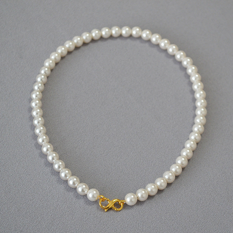 Beautiful Pearl Necklace with Unique Style