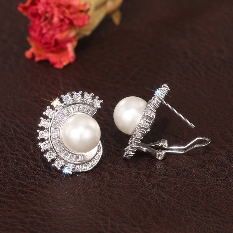 Charming Pearl Earring for Any Occasion