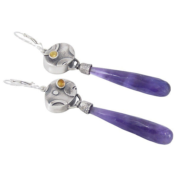 Charming Earring for Any Occasion