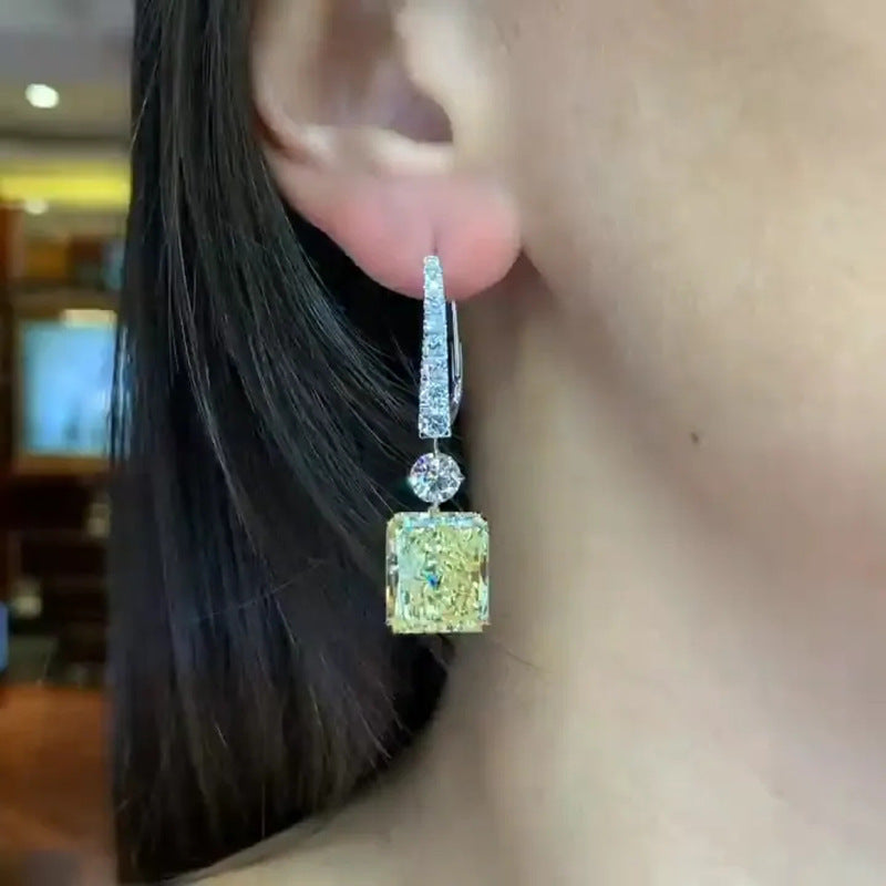 Beautiful Earring with Unique Style