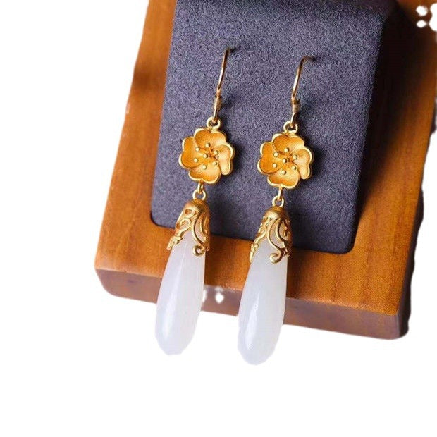 Vintage Handmade Gold Earring