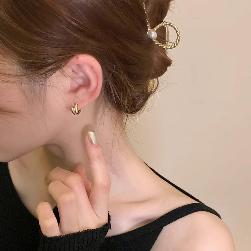 Vintage Handmade Gold Earring