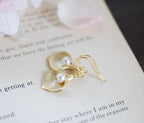 Beautiful Pearl Earring with Unique Style