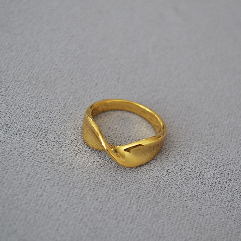 Beautiful Gold Ring with Unique Style