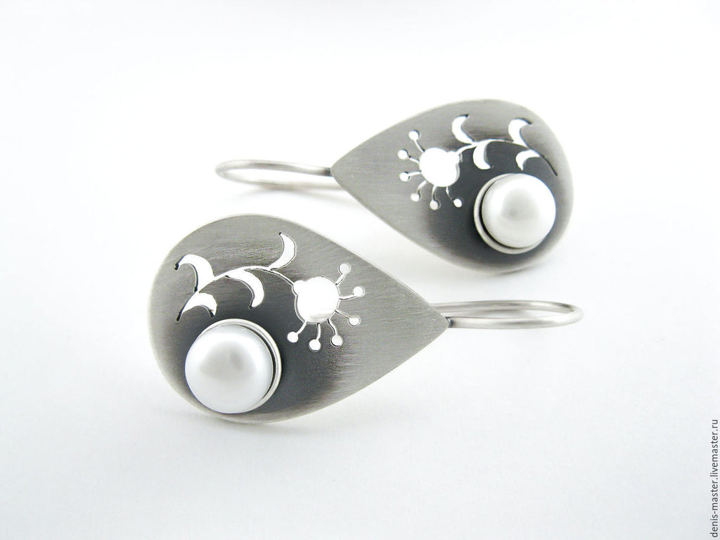 Beautiful Earring with Unique Style