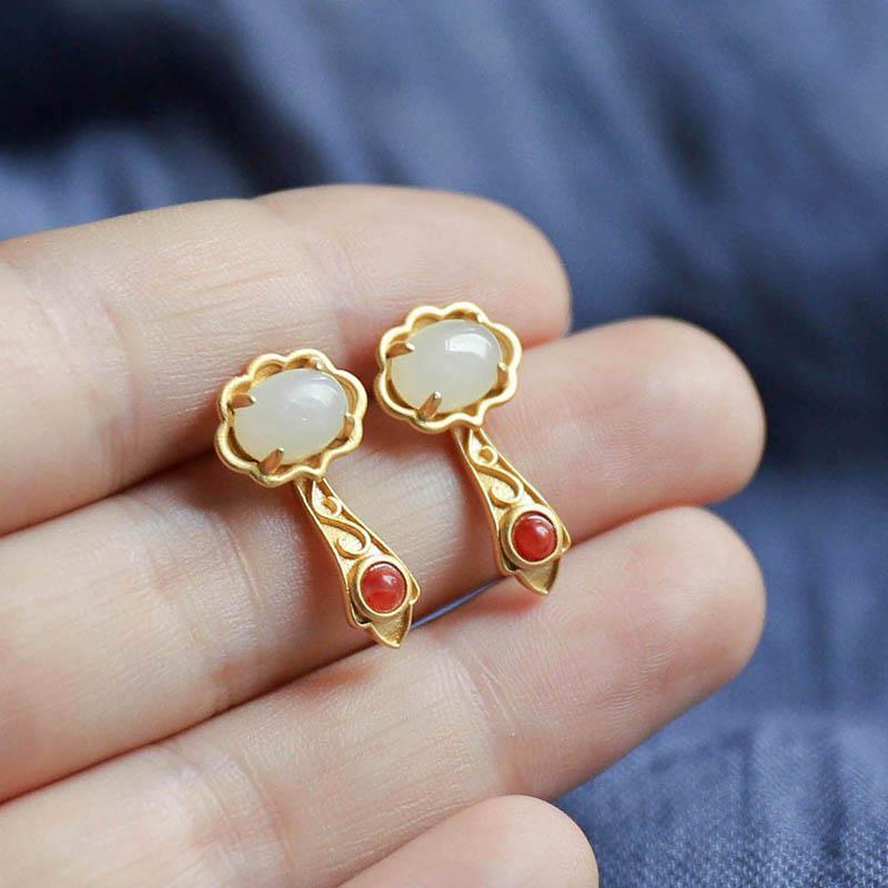 Vintage Handmade Gold Earring