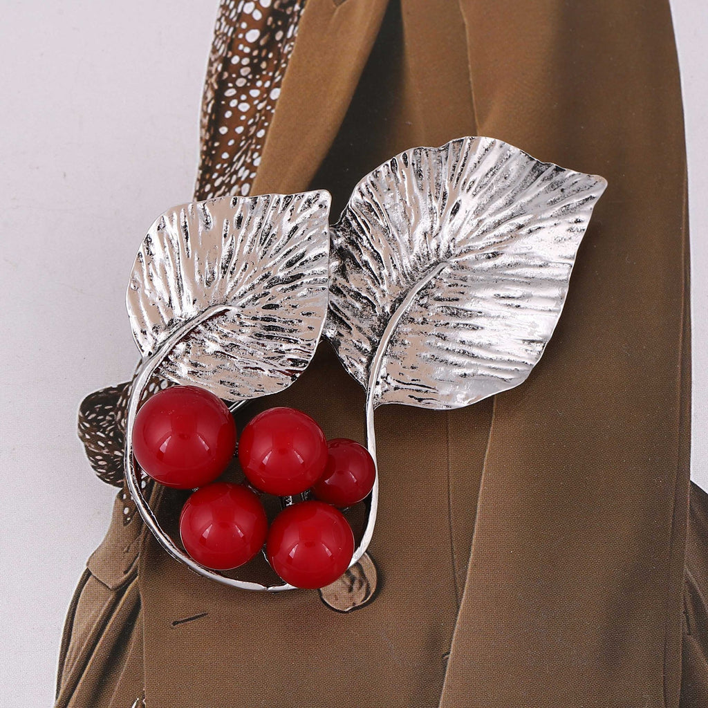 Beautiful Pearl Piece with Unique Style