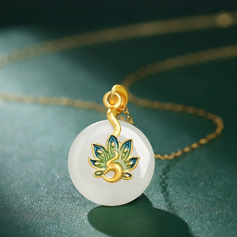 Stunning Silver Pendant for Daily Wear