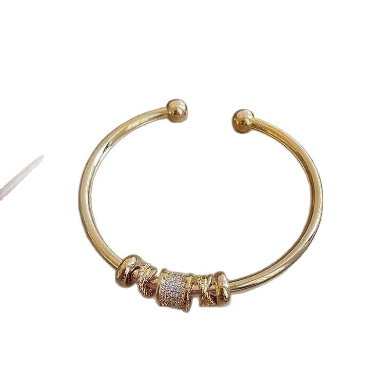 Beautiful Bracelet with Unique Style