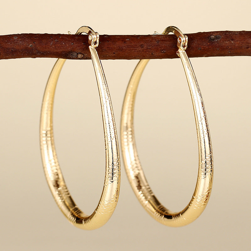 A Classic Earring with Timeless Appeal