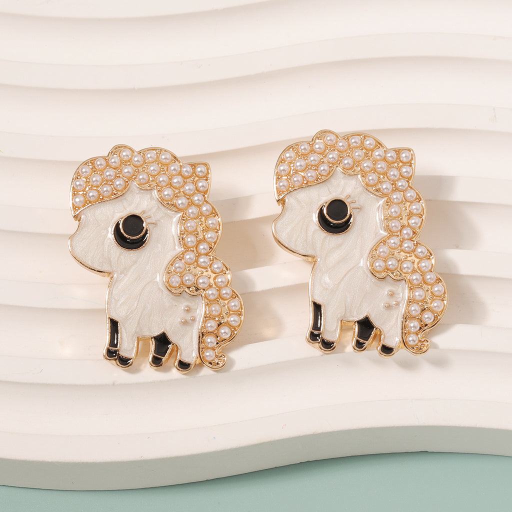 Stunning Pearl Earring for Daily Wear