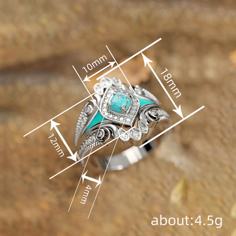 Charming Piece for Any Occasion