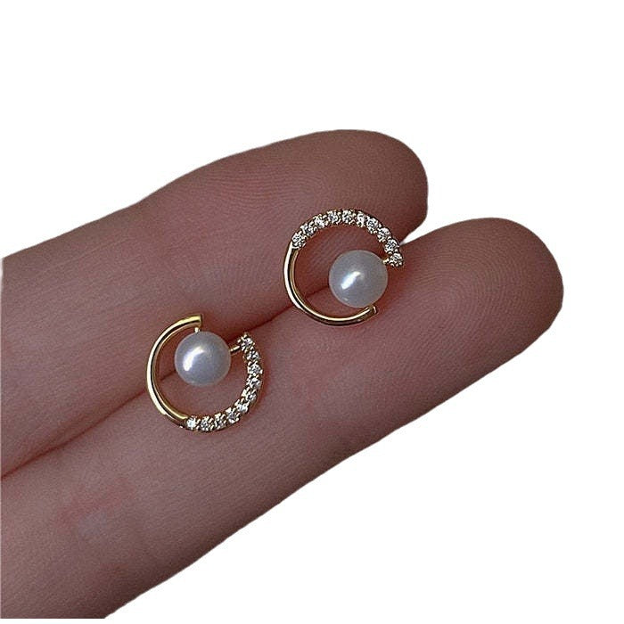 Delicate Artisan Pearl Earring