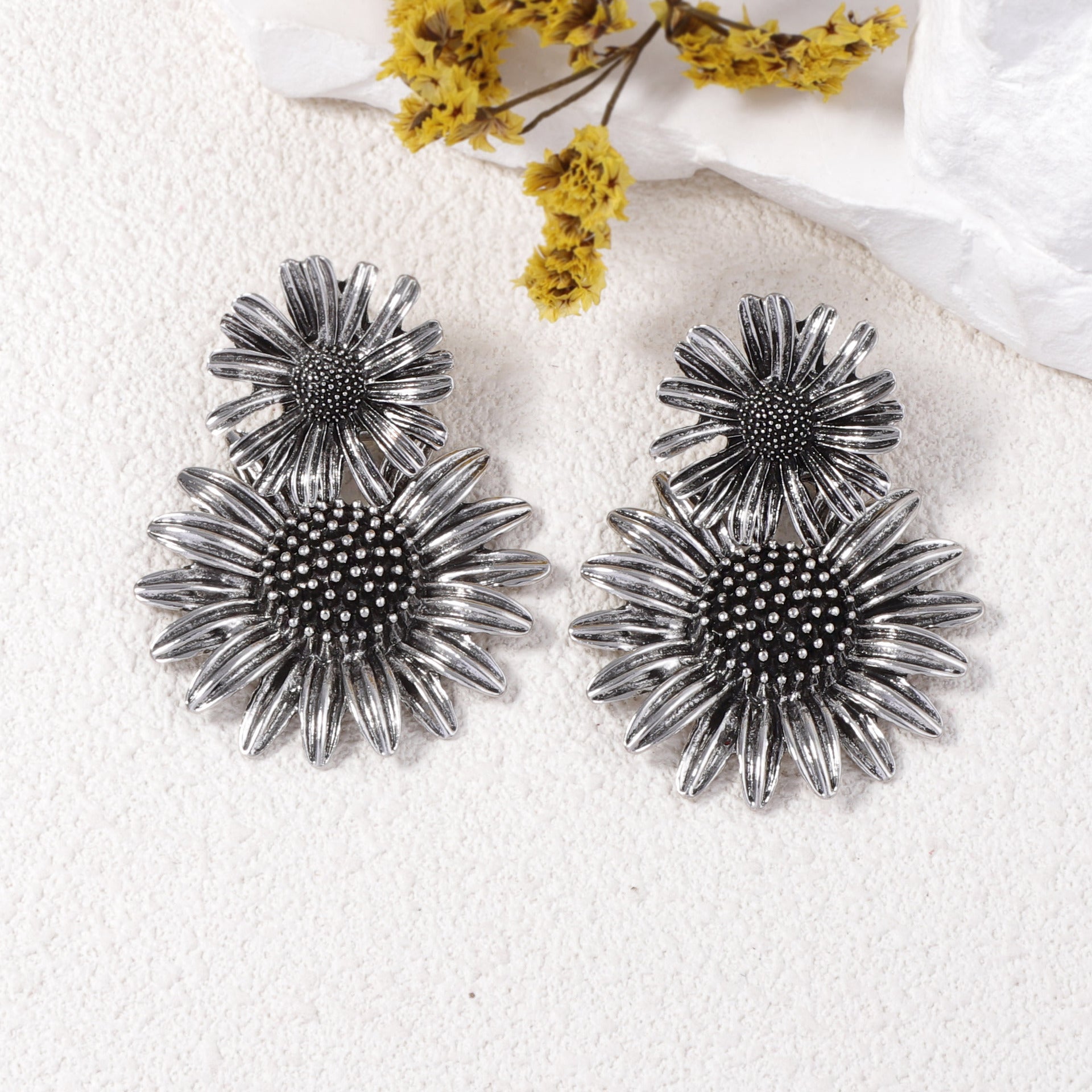 Vintage Handmade Earring