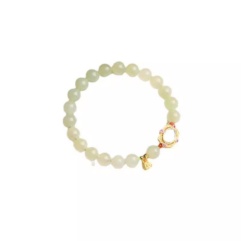 Beautiful Gold Bracelet with Unique Style