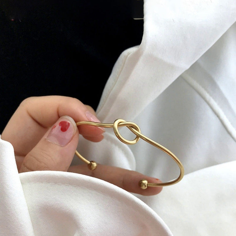 Charming Bracelet for Any Occasion