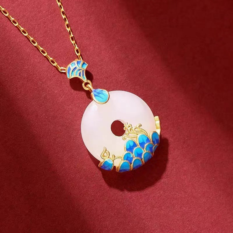 Stunning Silver Pendant for Daily Wear