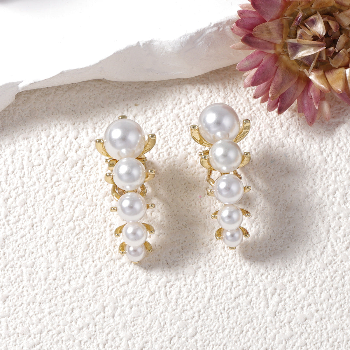 Beautiful Pearl Earring with Unique Style