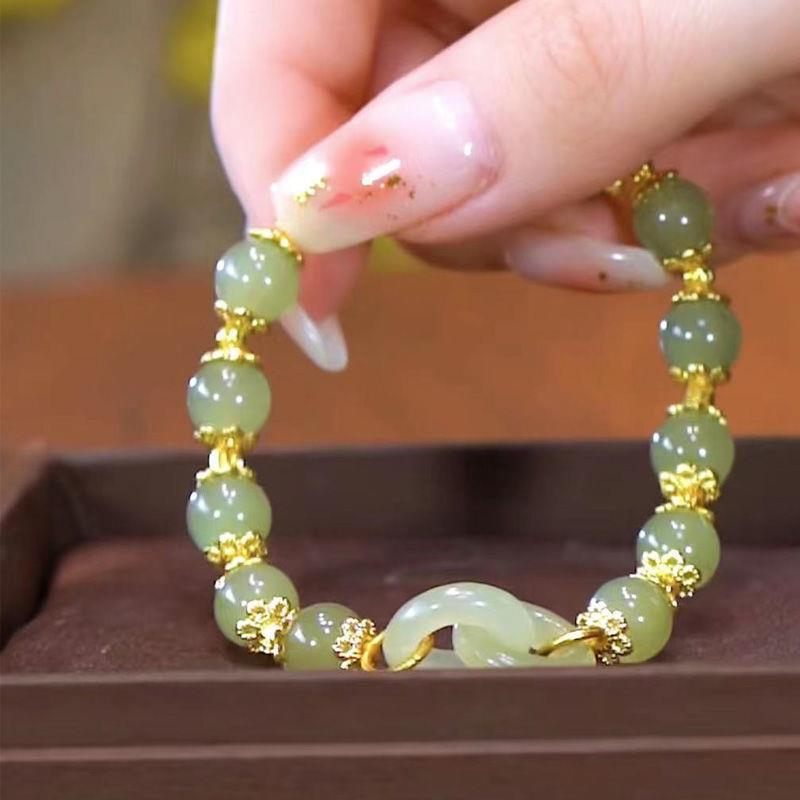 Charming Bracelet for Any Occasion