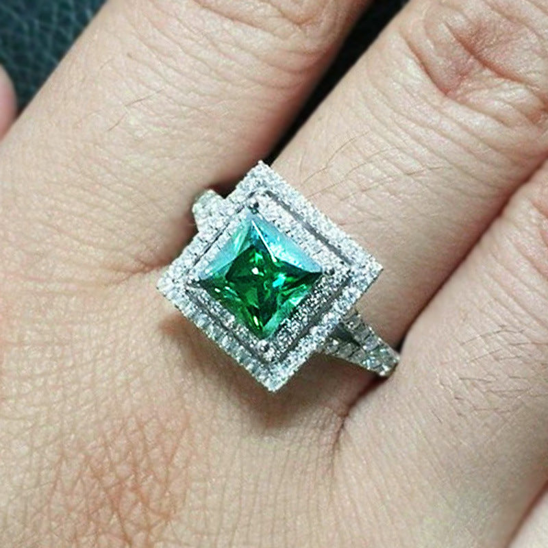 Stunning Ring for Daily Wear