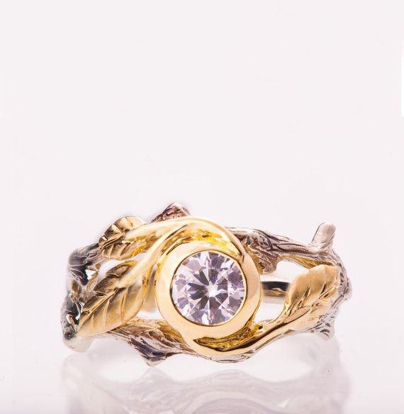 Beautiful Gold Ring with Unique Style