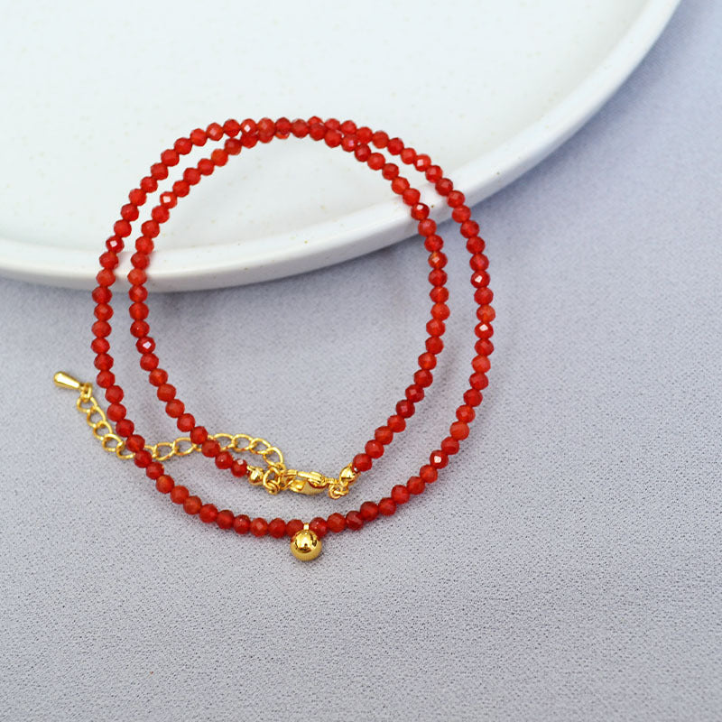 Beautiful Gold Necklace with Unique Style