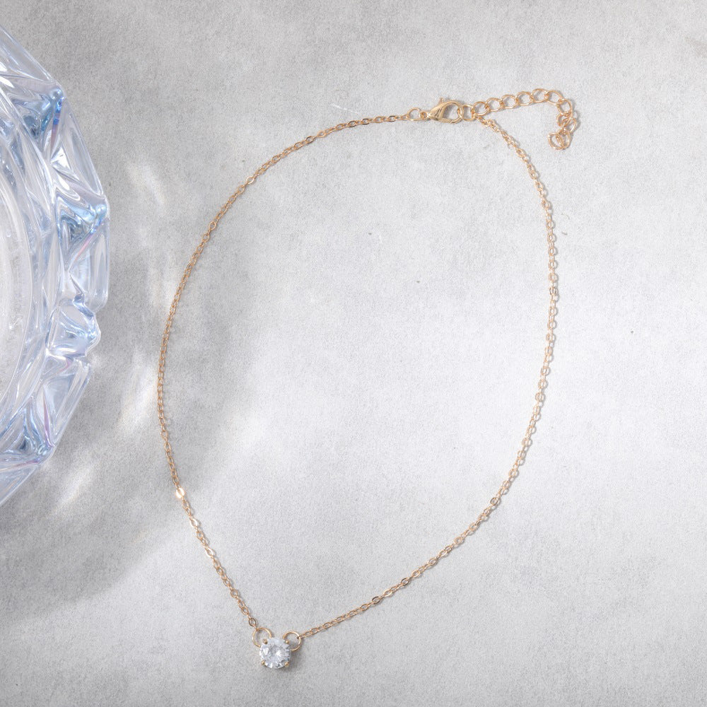 Beautiful Gold Necklace with Unique Style