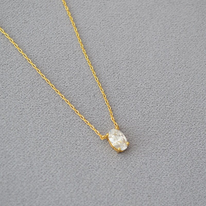 Beautiful Gold Necklace with Unique Style